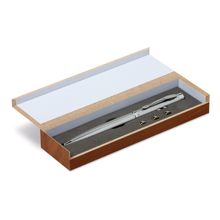 MO8193 - Bolígrafo Plateado Multifuncional en Caja de Madera