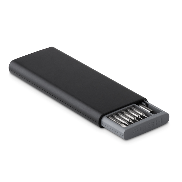 MO9568 - Set de Herramientas de 24 Piezas en Estuche de ABS